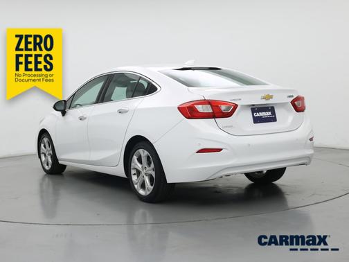 White 2017 Chevrolet Cruze Premier