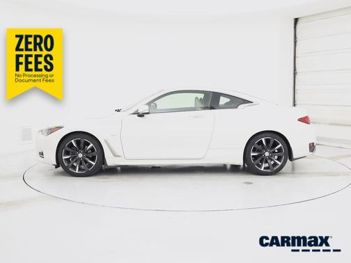White 2017 INFINITI Q60 Premium