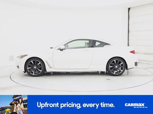 White 2017 INFINITI Q60 Premium