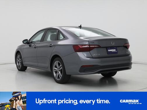 Gray 2024 Volkswagen Jetta SE