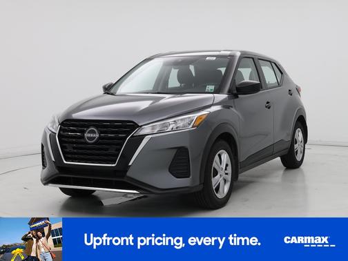 Gray 2025 Nissan Kicks Play S