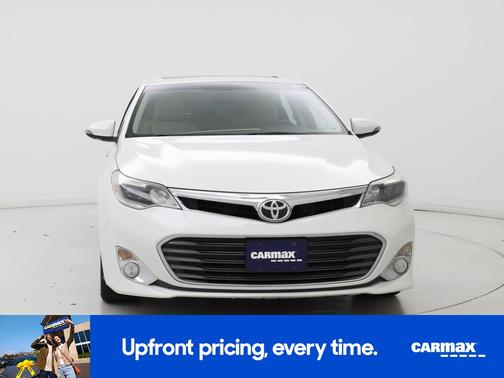 White 2015 Toyota Avalon Limited