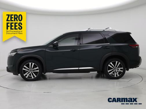 Green 2023 Nissan Pathfinder Platinum