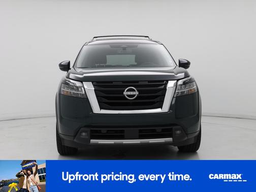 Green 2023 Nissan Pathfinder Platinum