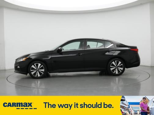 2022 Nissan Altima SV