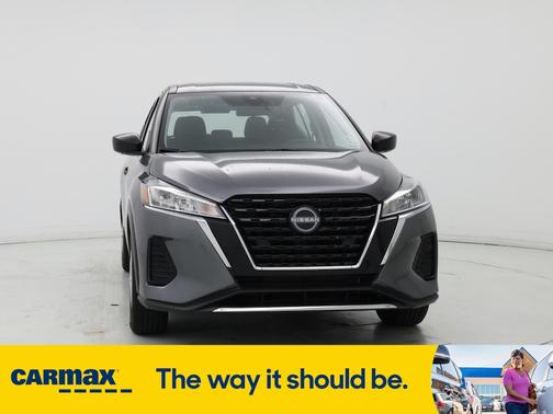 2022 Nissan Kicks S