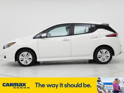 2025 Nissan Leaf S