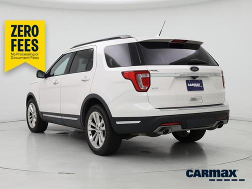 White 2018 Ford Explorer XLT
