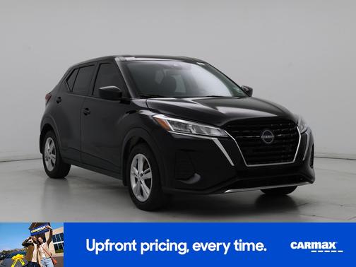 Black 2022 Nissan Kicks S