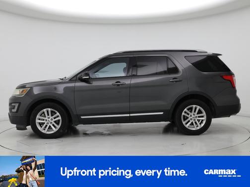 Gray 2017 Ford Explorer XLT