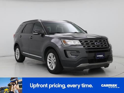 Gray 2017 Ford Explorer XLT