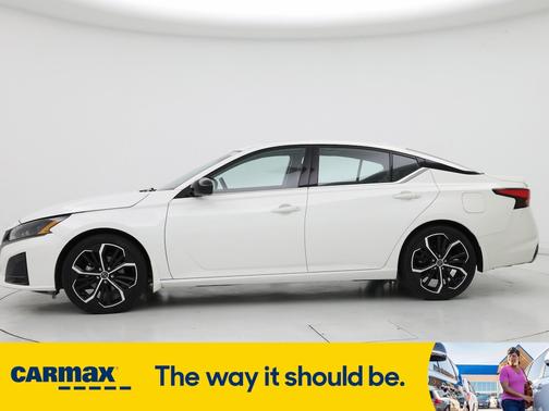 2024 Nissan Altima SR