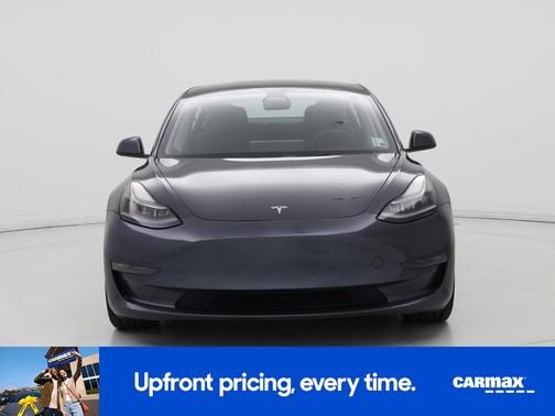 Gray 2022 Tesla Model 3 Long Range