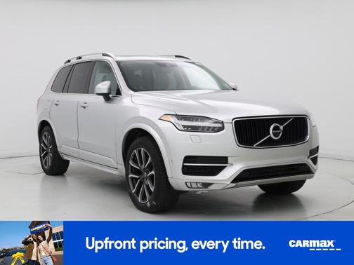 Silver 2018 Volvo XC90 T6 Momentum
