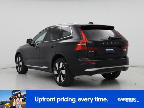 2023 Volvo XC60 Recharge Plug-In Hybrid T8 Ultimate Bright Theme