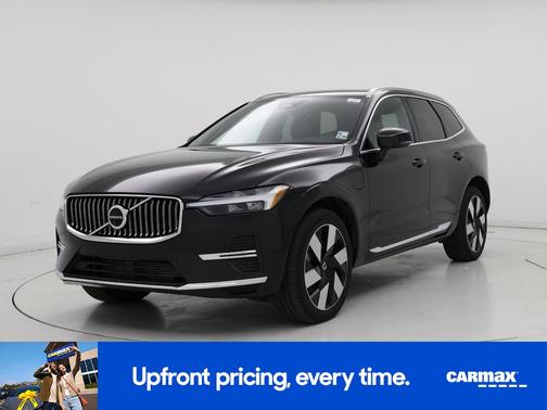 2023 Volvo XC60 Recharge Plug-In Hybrid T8 Ultimate Bright Theme