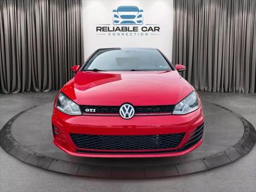 2015 Volkswagen Golf GTI 2.0T SE 4-Door