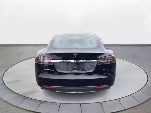 2013 Tesla Model S Sedan 4D