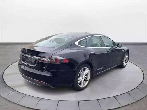 2013 Tesla Model S Sedan 4D