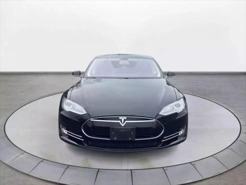 2013 Tesla Model S Sedan 4D