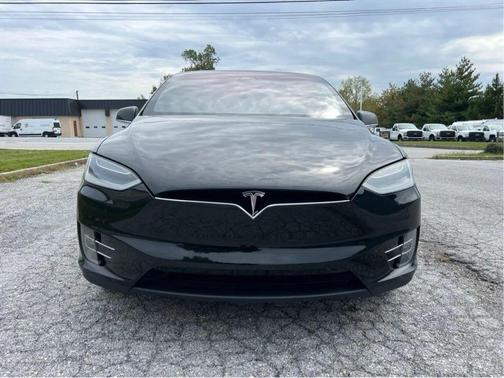 2018 Tesla Model X 100D Sport Utility 4D