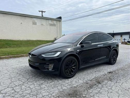 2018 Tesla Model X 100D Sport Utility 4D