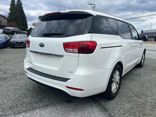 2016 Kia Sedona LX