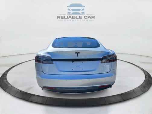 2013 Tesla Model S Sedan 4D