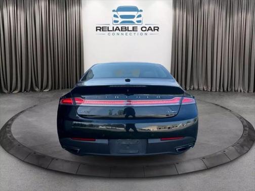 2015 Lincoln MKZ Base