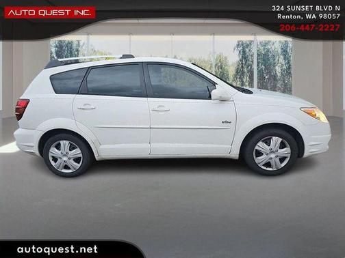 2005 Pontiac Vibe Base