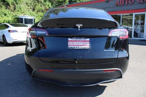 2021 Tesla Model Y Long Range Dual Motor All-Wheel Drive