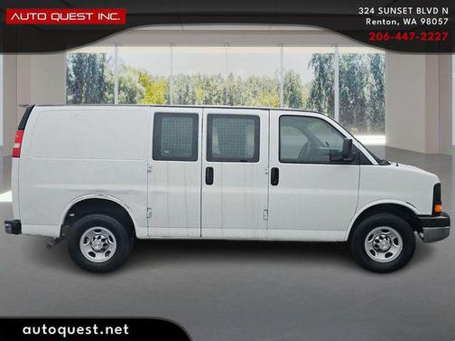 Summit White 2014 Chevrolet Express 2500 Work Van