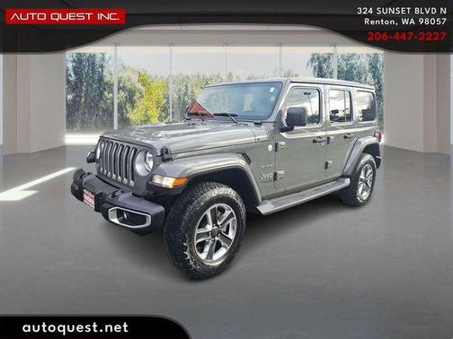 Sting-Gray Clearcoat 2019 Jeep Wrangler Unlimited Sahara