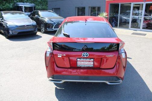 2018 Toyota Prius One