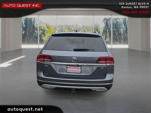 Platinum Gray Metallic 2018 Volkswagen Atlas 3.6L SEL