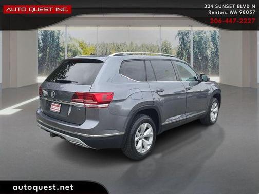 Platinum Gray Metallic 2018 Volkswagen Atlas 3.6L SEL
