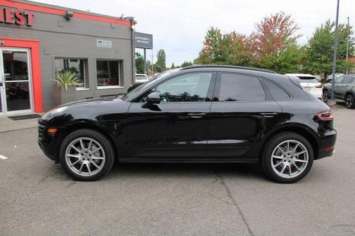 2017 Porsche Macan S