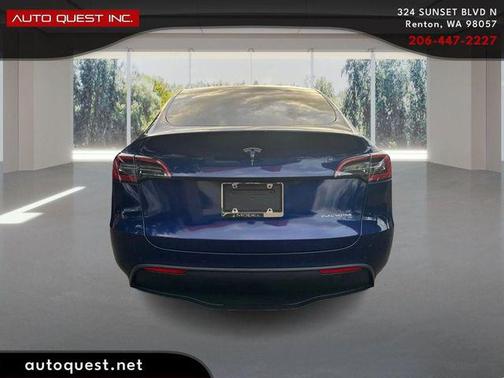 Deep Blue Metallic 2022 Tesla Model Y Long Range Dual Motor All-Wheel Drive