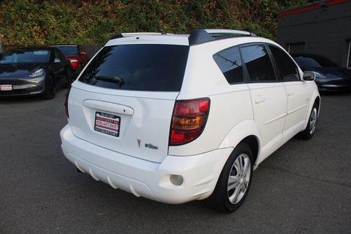 2005 Pontiac Vibe Base