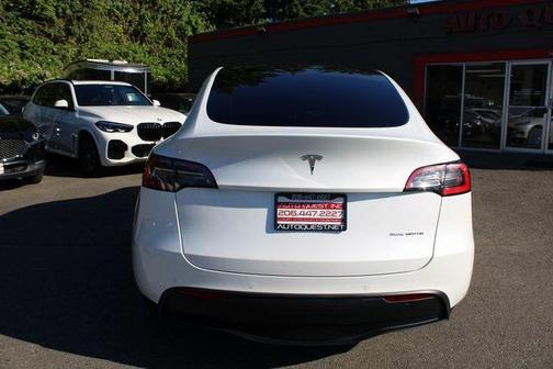 2021 Tesla Model Y Long Range Dual Motor All-Wheel Drive
