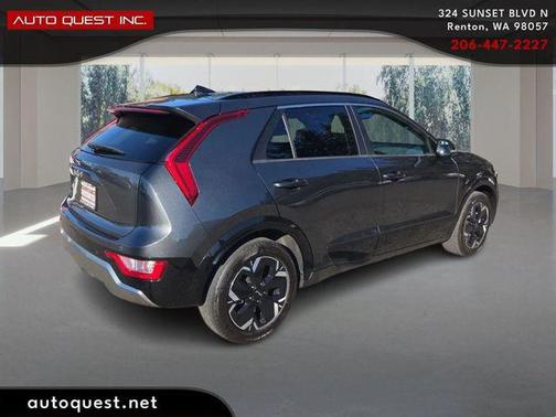 Graphite Gray 2024 Kia Niro EV Wind