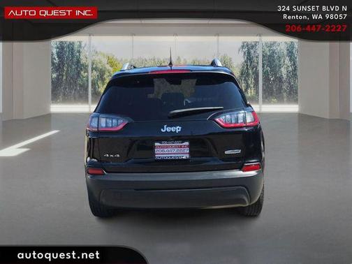 Diamond Black Crystal Pearlcoat 2019 Jeep Cherokee Latitude Plus