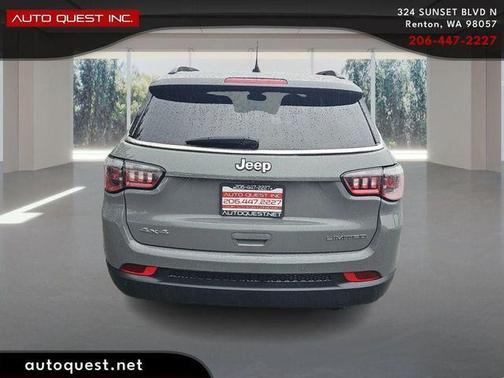 Sting-Gray Clearcoat 2021 Jeep Compass Limited
