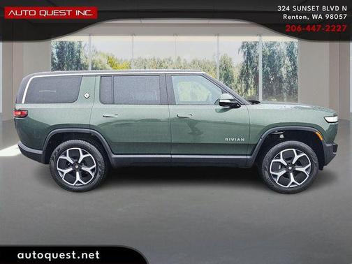 2024 Rivian R1S Adventure