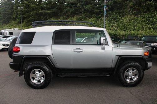 2010 Toyota FJ Cruiser Base