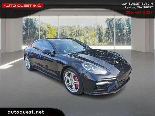 2017 Porsche Panamera Turbo