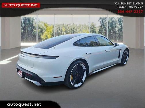 2020 Porsche Taycan Turbo