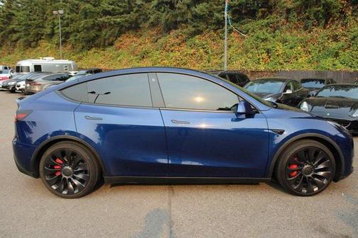 2022 Tesla Model Y Performance Dual Motor All-Wheel Drive