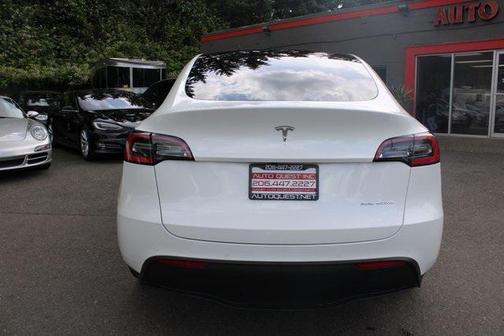 2021 Tesla Model Y Long Range Dual Motor All-Wheel Drive
