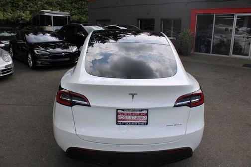 2021 Tesla Model Y Long Range Dual Motor All-Wheel Drive